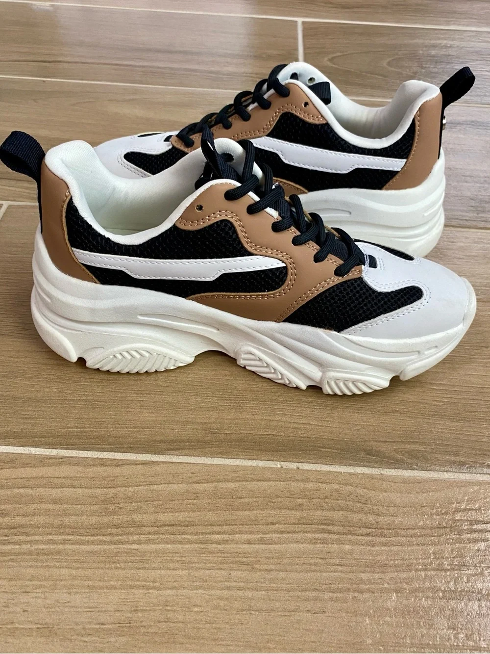 STEVE MADDEN Sneakers Chunky Platform Brown White Size 7.5